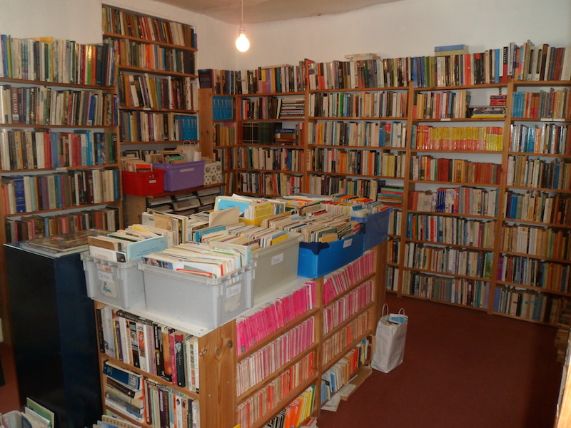The front room on the first floor at The Topsham Bookshop.